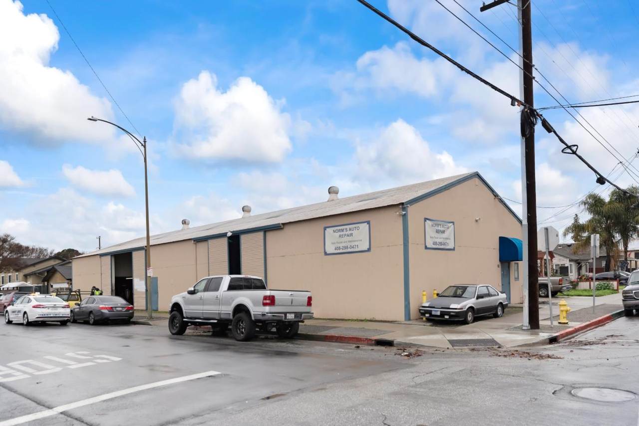 203 27th St - Photo 1