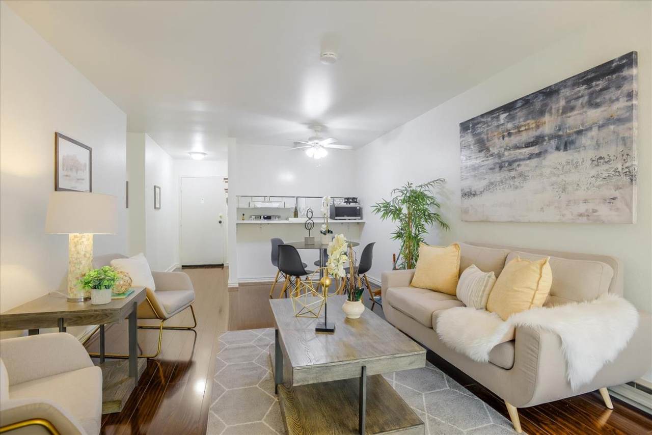 375 Mandarin Dr 306 - Photo 1