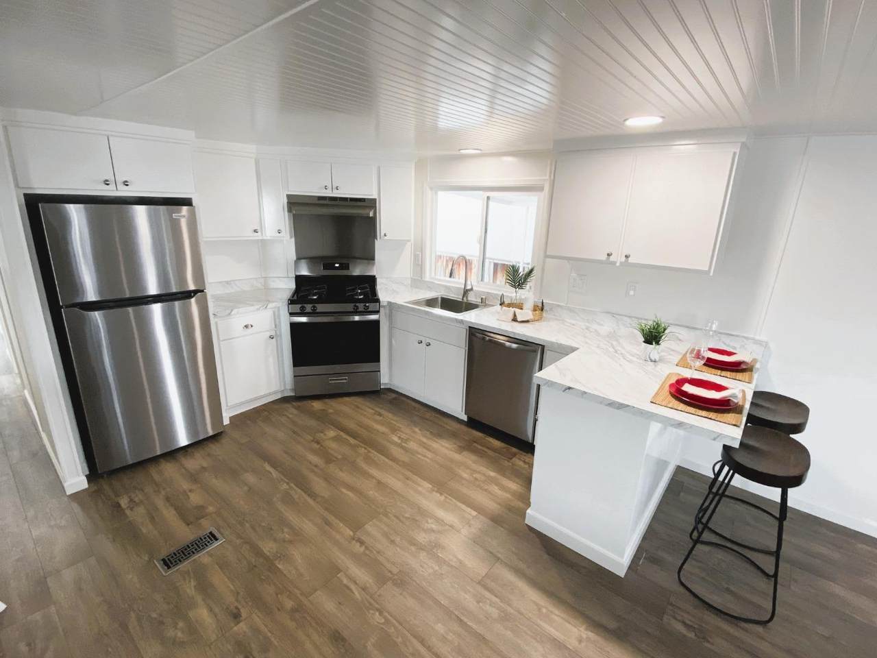 8282 Murray Ave 114 - Photo 1