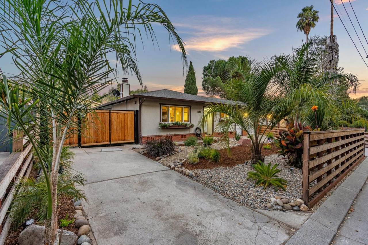 26 Meadow Way A - Photo 1