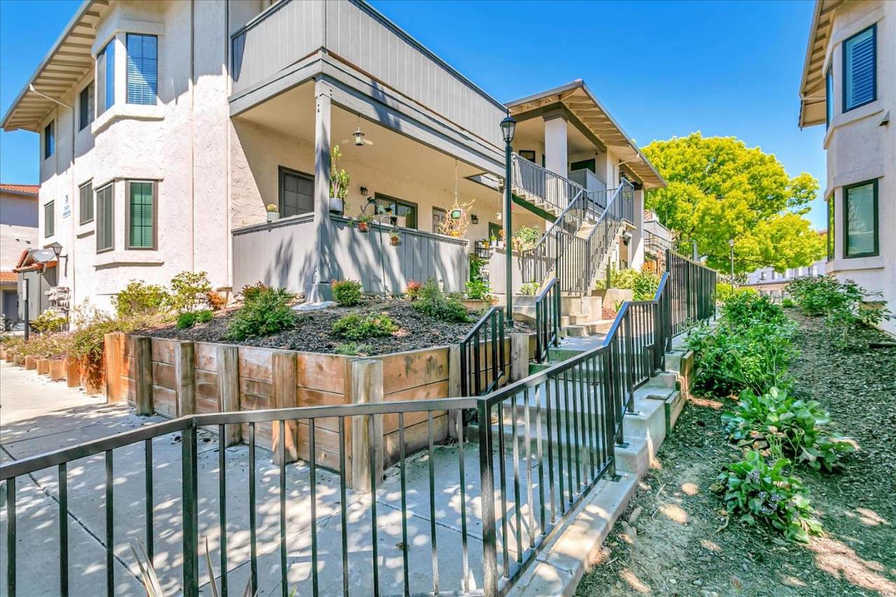 358 Kenbrook Cir - Photo 1
