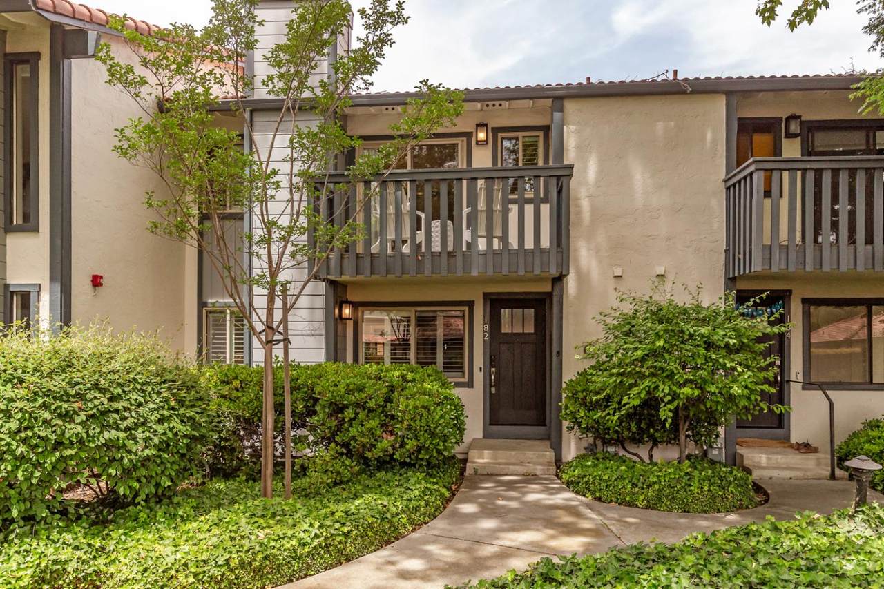182 Granada Dr - Photo 1