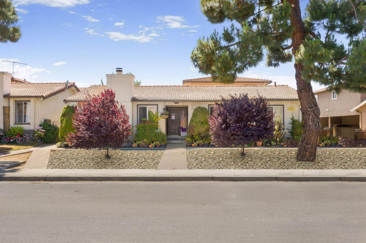 1519 Moorpark Ave - Photo 1
