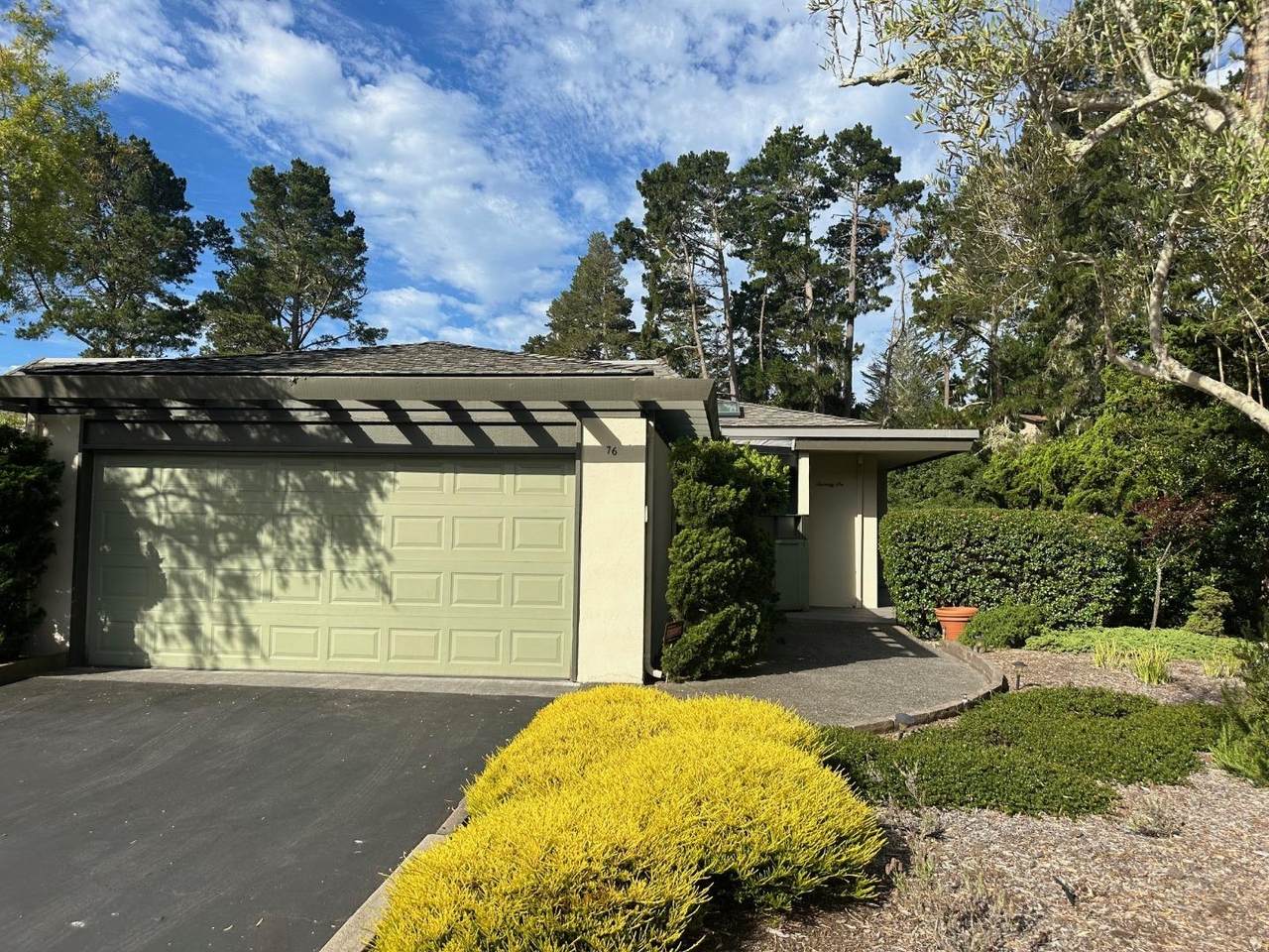 76 High Meadow Ln - Photo 1