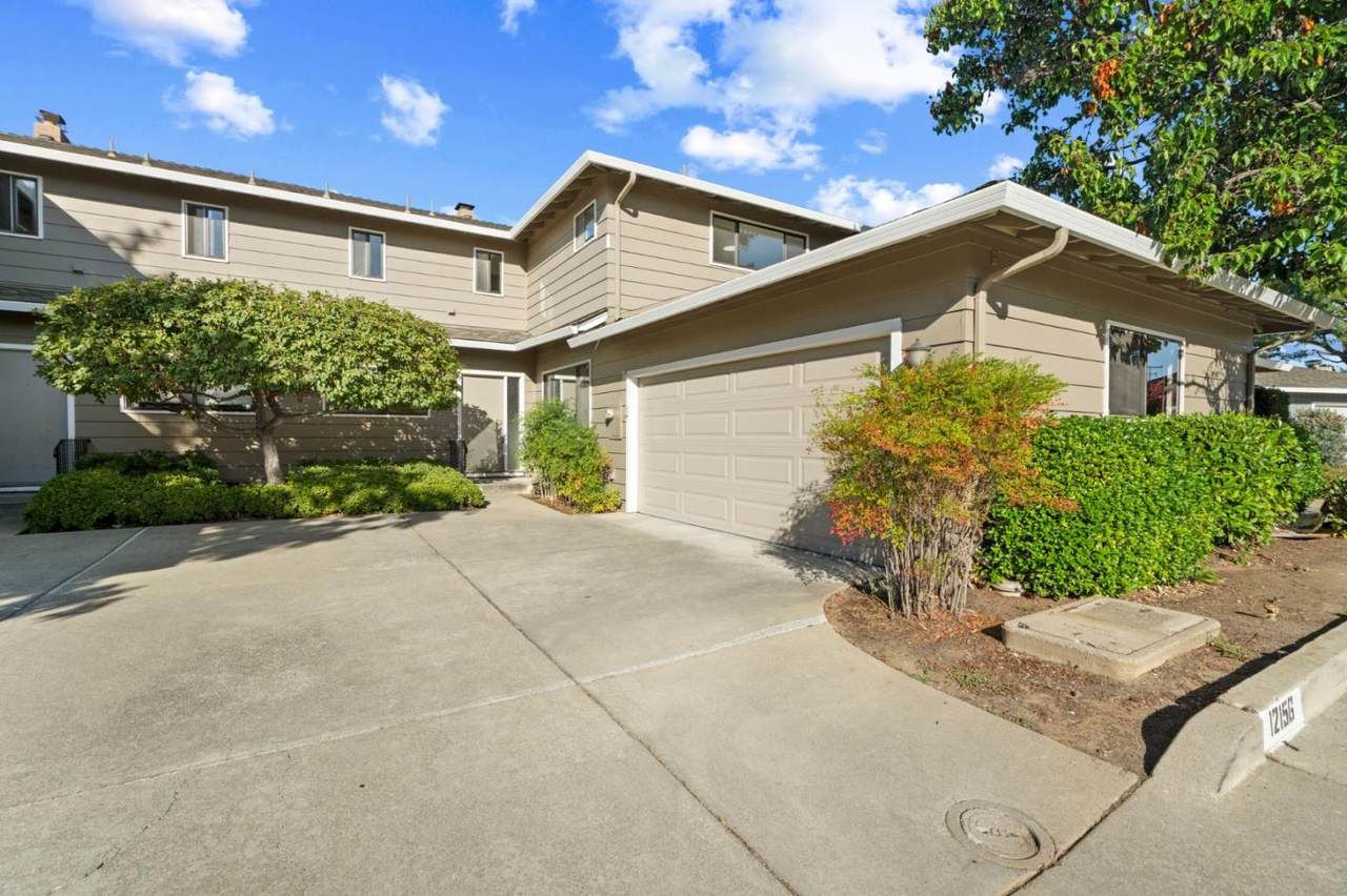 12156 Atrium Dr - Photo 1