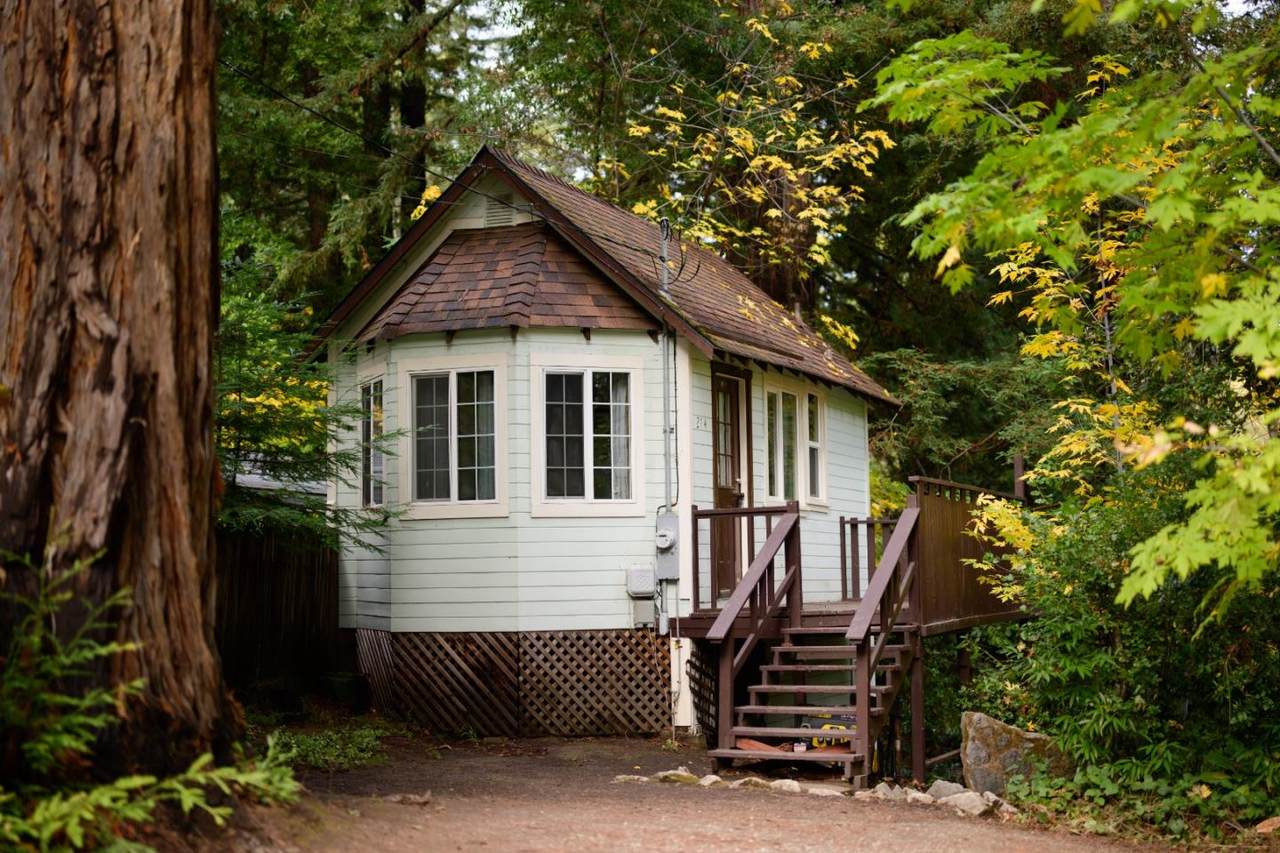 214 Teilh Dr - Photo 1