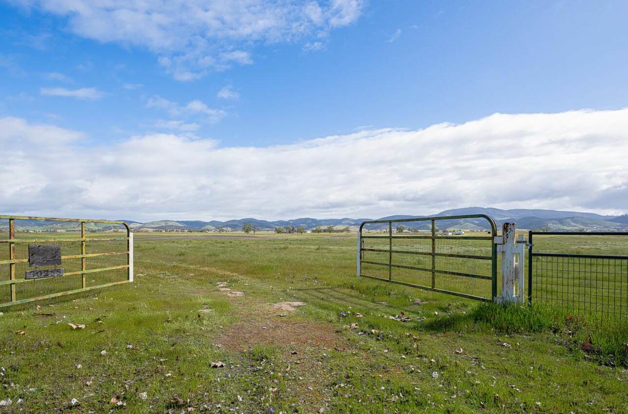 50255 Adobe Pl - Photo 1