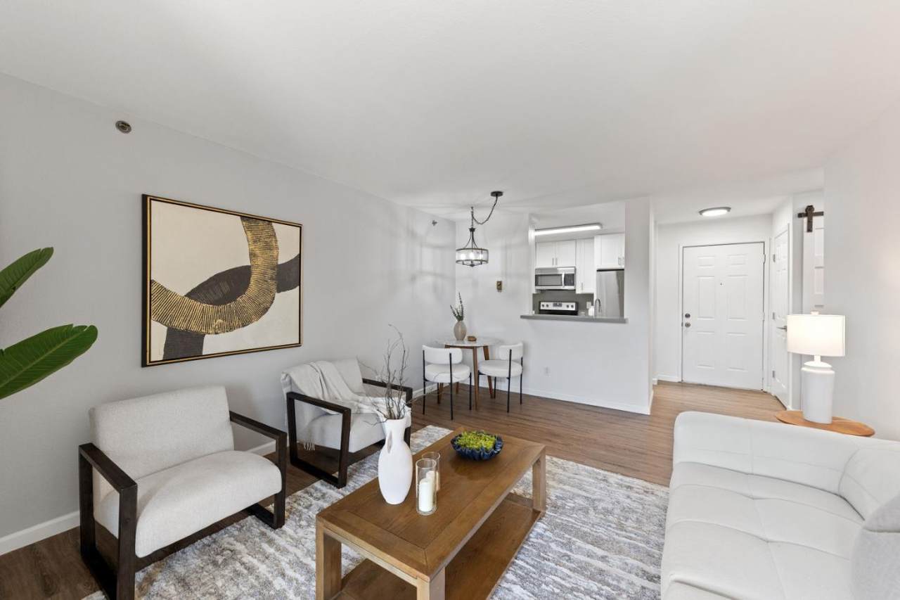 685 Dartmore Ln 165 - Photo 1