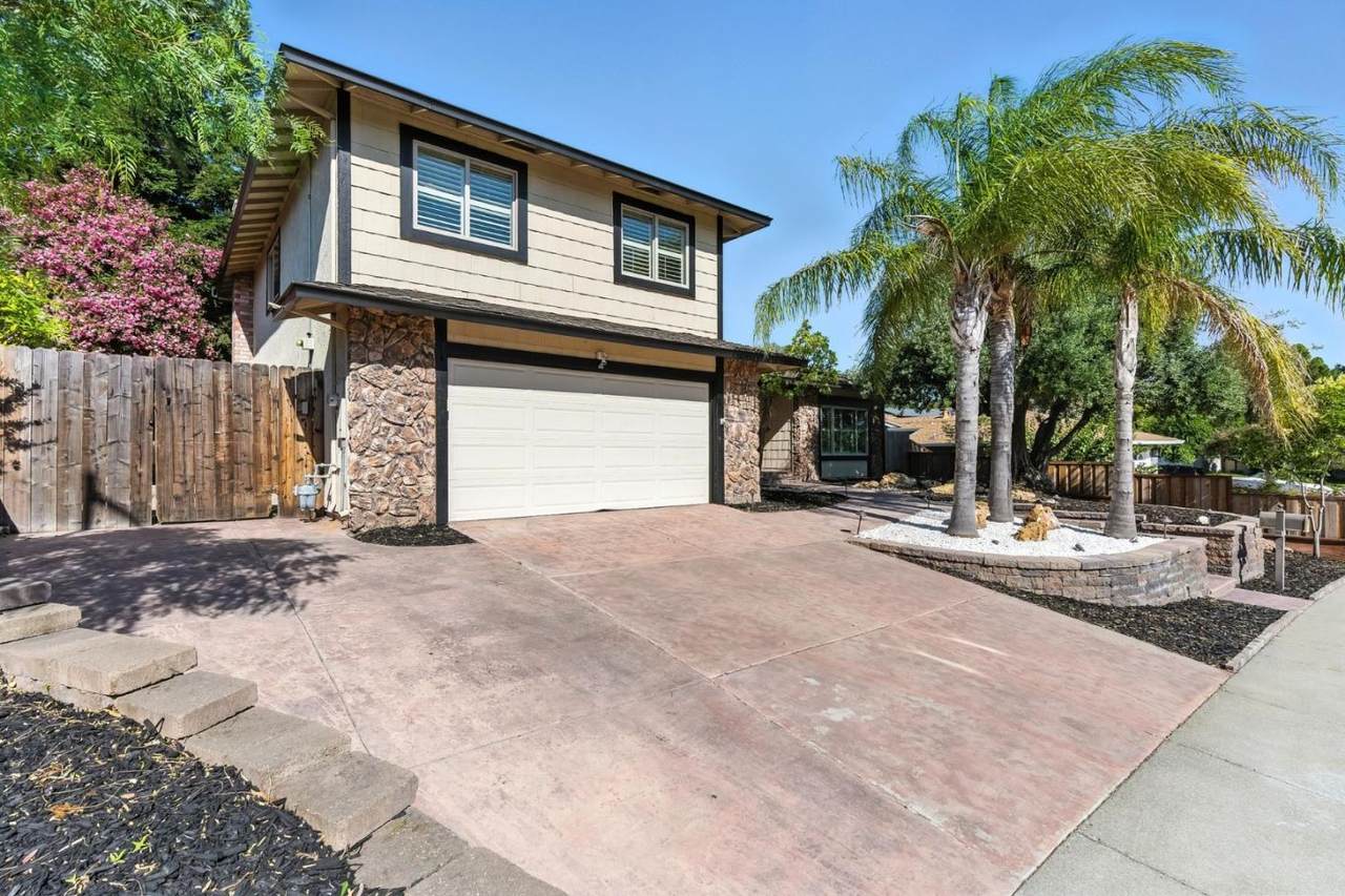 4418 Valle Vis - Photo 1