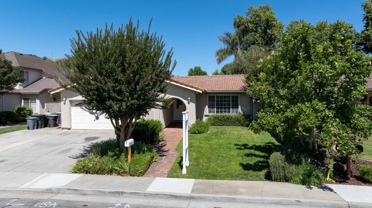 15300 La Rocca Dr - Photo 1
