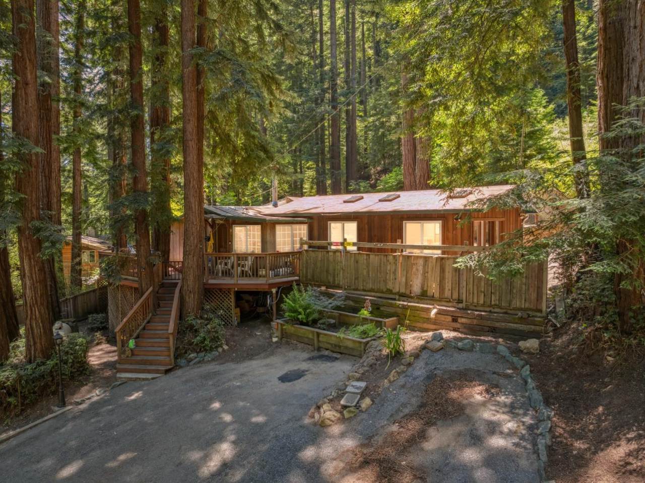 11033 Sequoia Ave - Photo 1