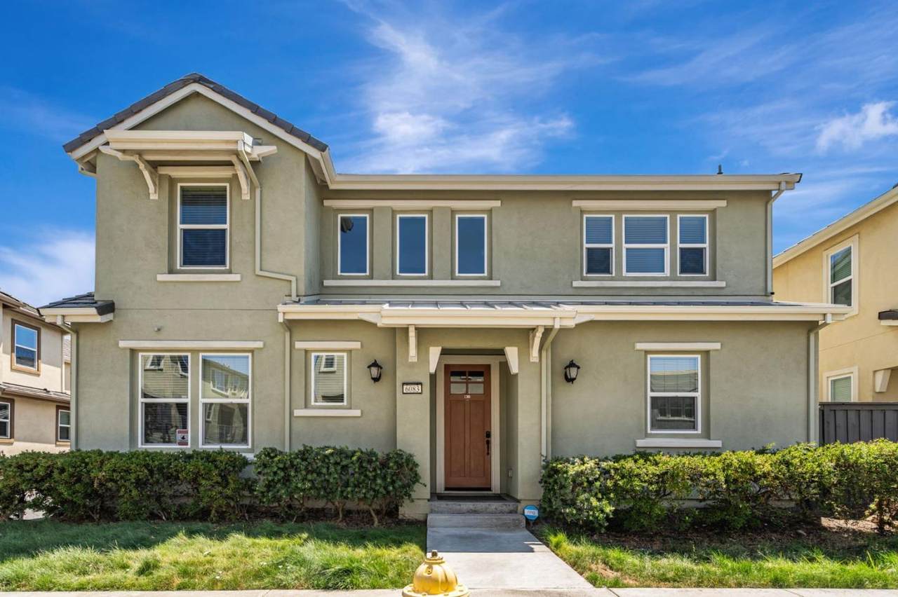 6083 Golden Vista Dr - Photo 1