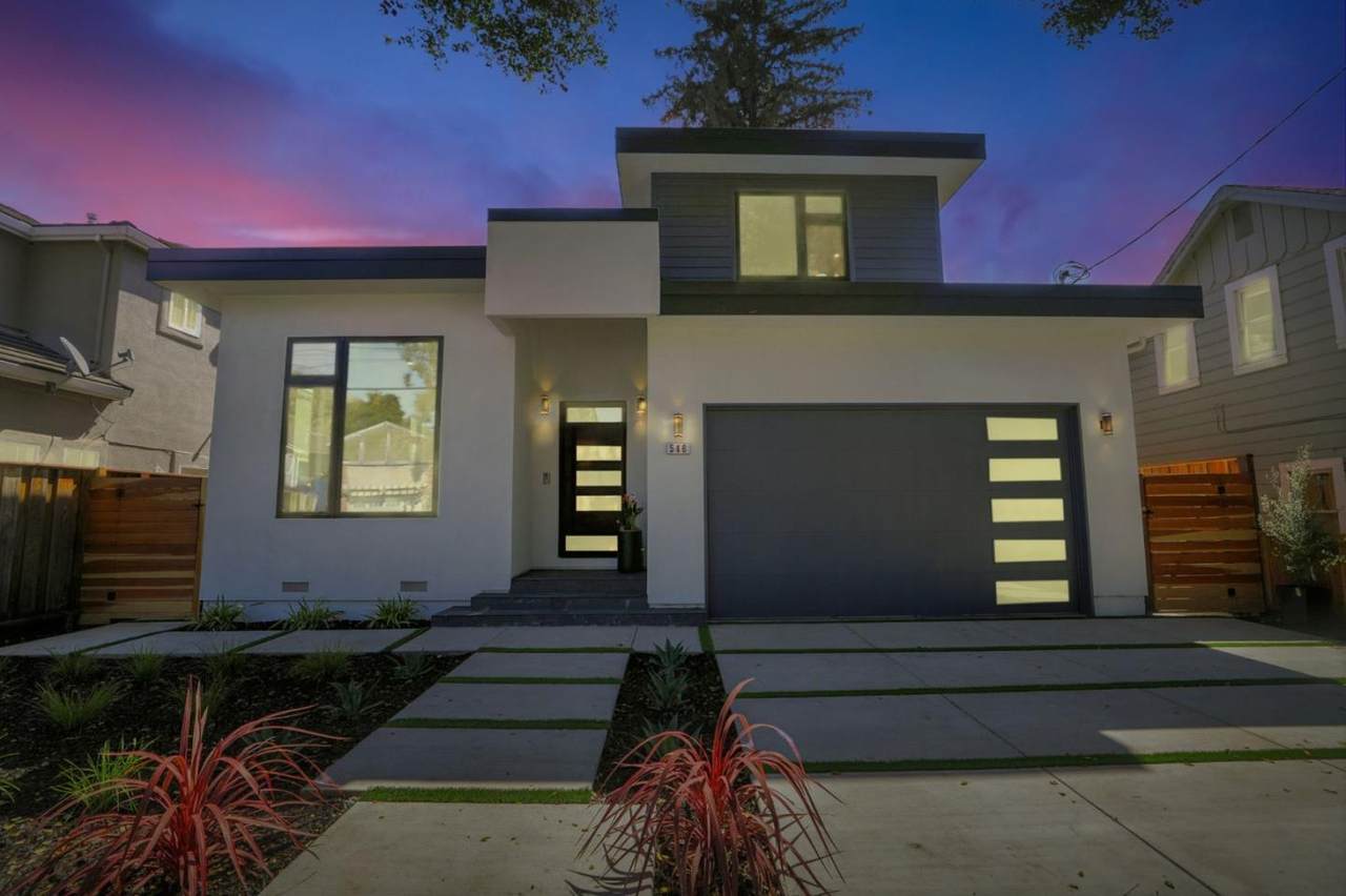 546 9th Ave - Photo 1