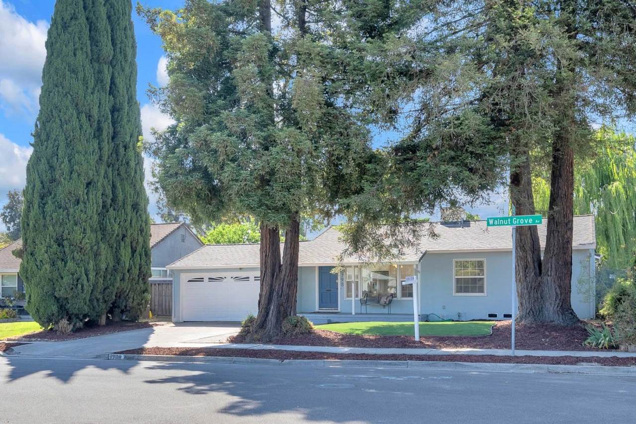 1798 Walnut Grove Ave - Photo 1