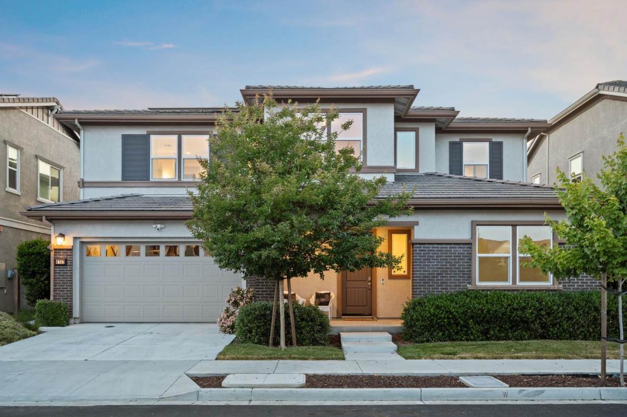 6757 Grasshopper Ave - Photo 1