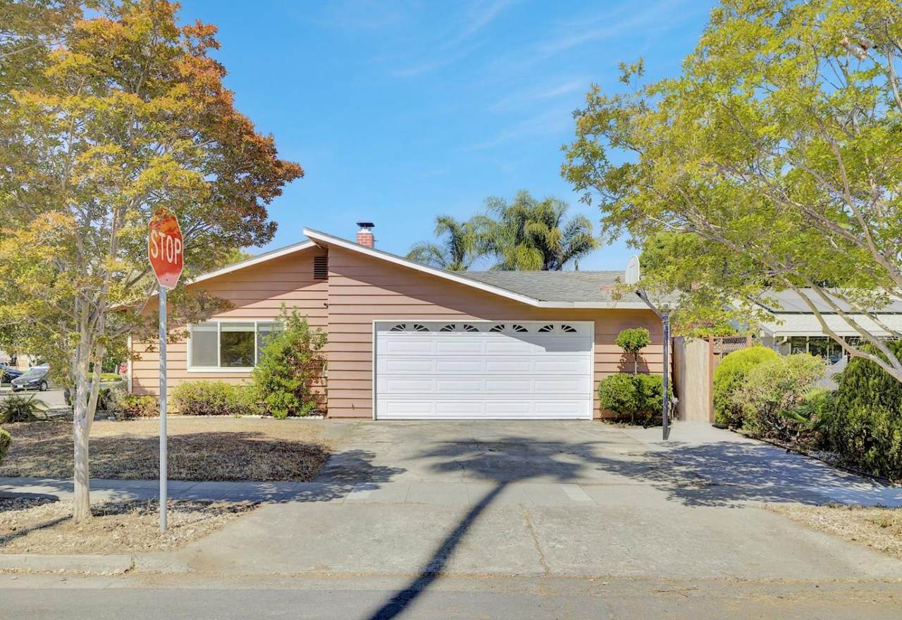 2715 Millbrae Way - Photo 1