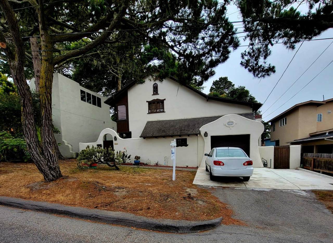 677 Taylor St - Photo 1