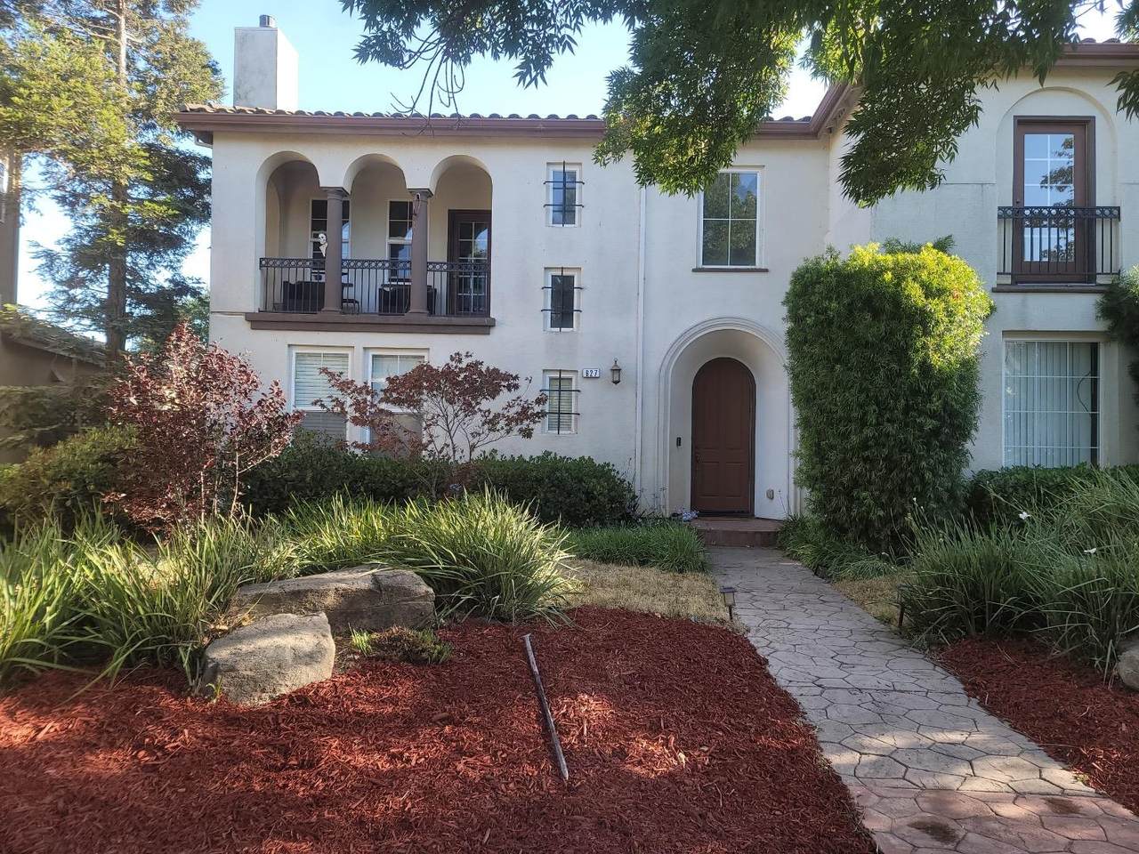 627 Oates Ave - Photo 1