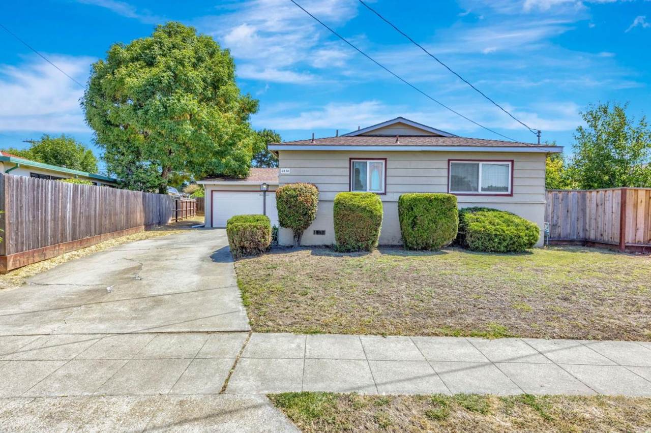 6030 Madelaine Dr - Photo 1