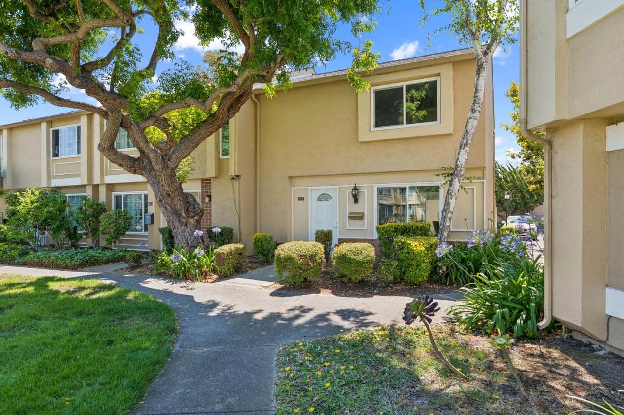 4221 Solar Cir - Photo 1