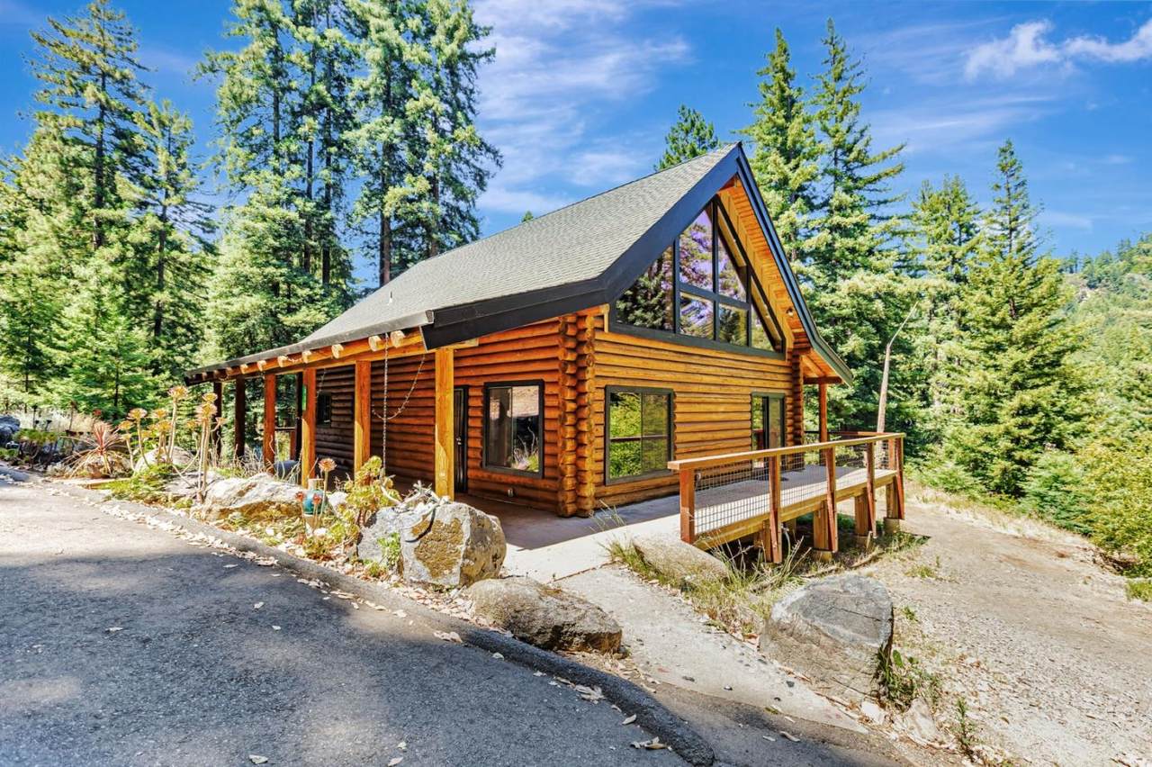 133 Western Ave - Photo 1