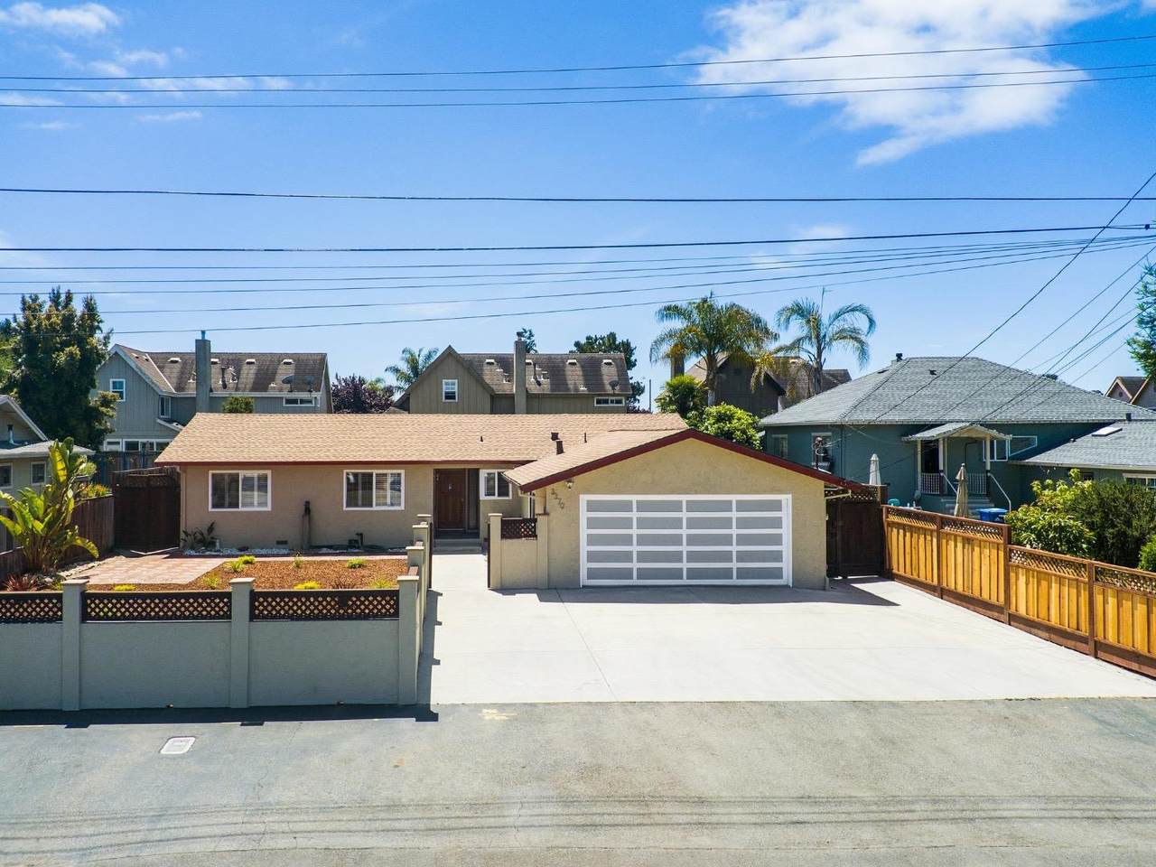 3370 Coffee Ln - Photo 1