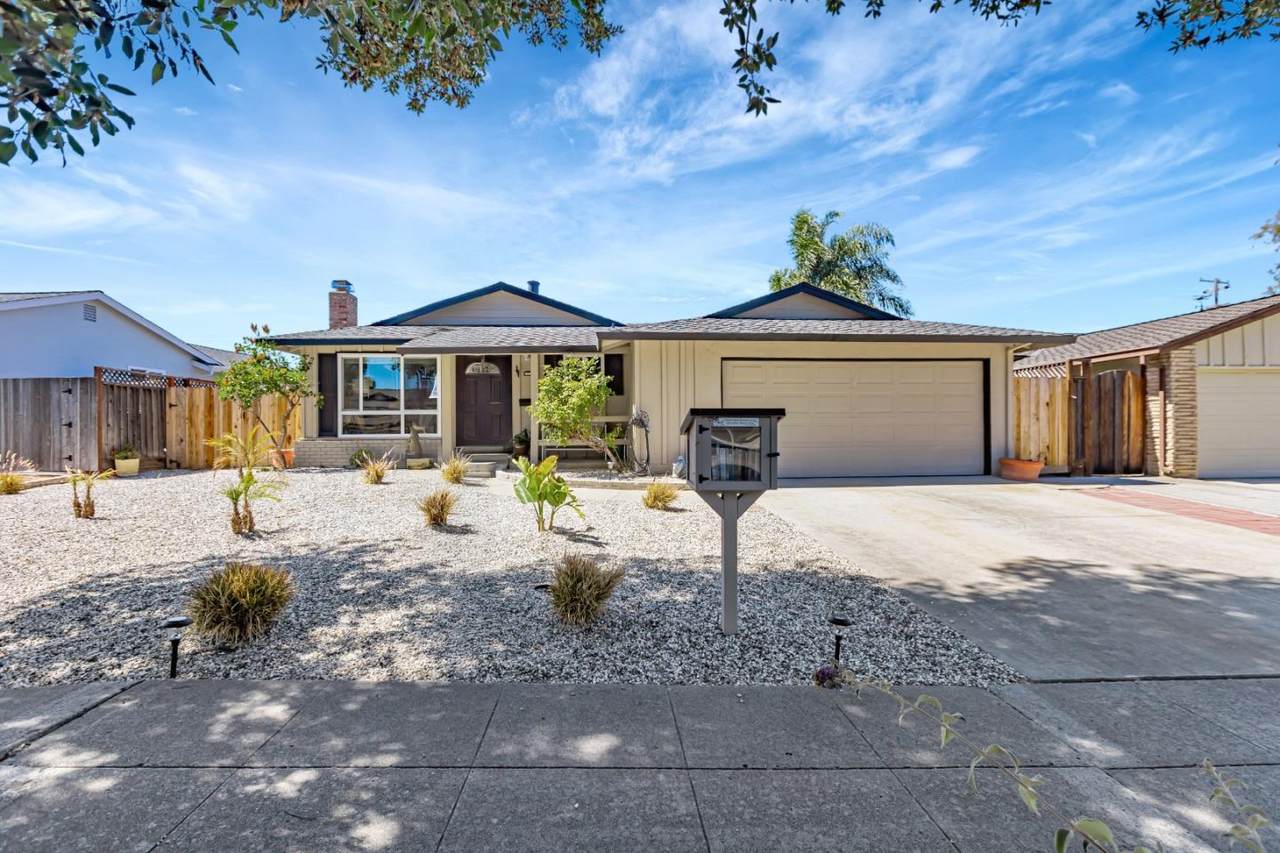 1363 Santa Fe Dr - Photo 1