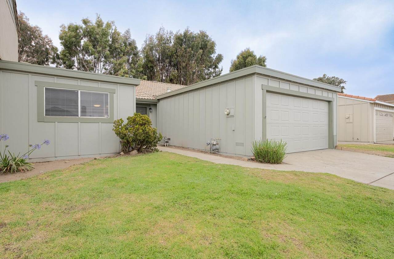 1639 Cherokee Dr - Photo 1