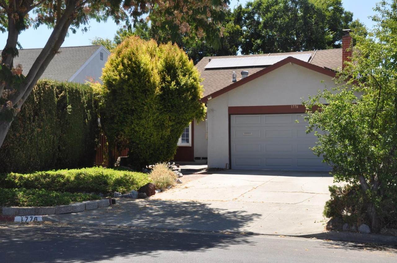 1776 Loch - Photo 1