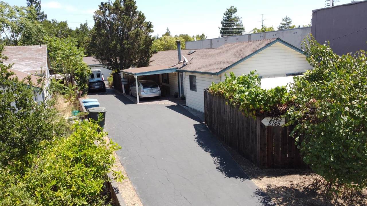 2145 Park Blvd - Photo 1