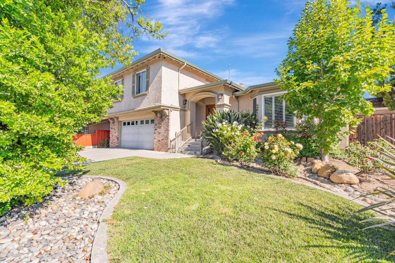 145 Park Bolton Pl - Photo 1