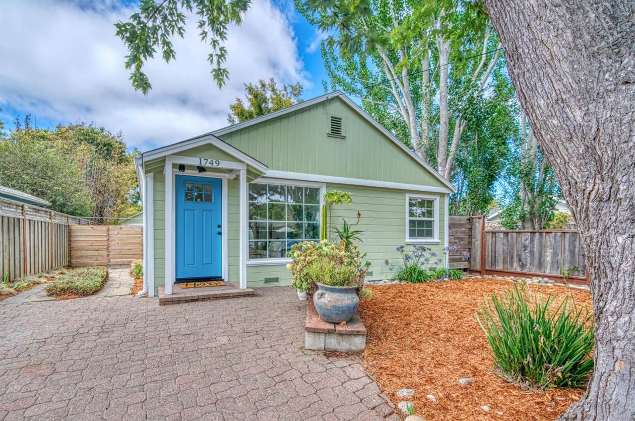 1749 43rd Ave - Photo 1