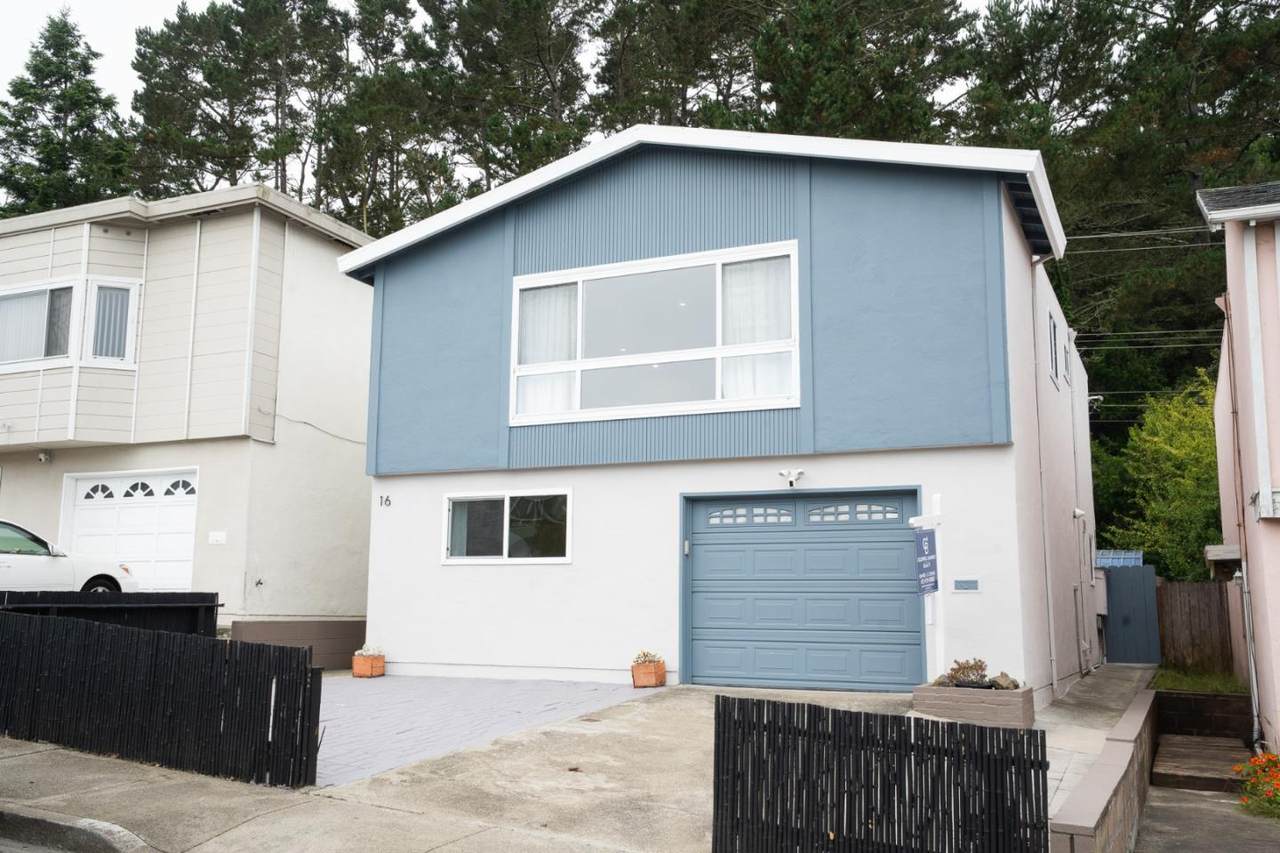 16 Canterbury Ave - Photo 1