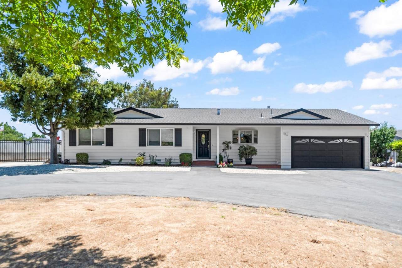 1830 Church Ave - Photo 1