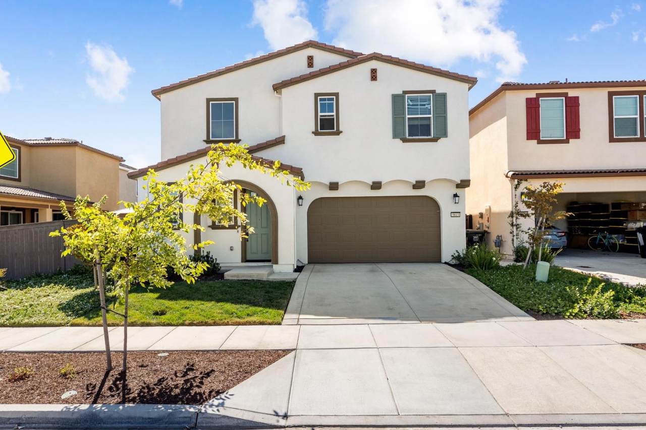 5813 Littlestone St - Photo 1