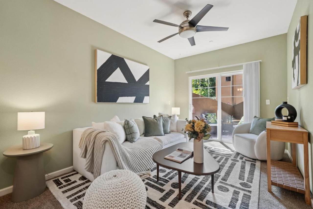 808 Lenzen Ave 106 - Photo 1