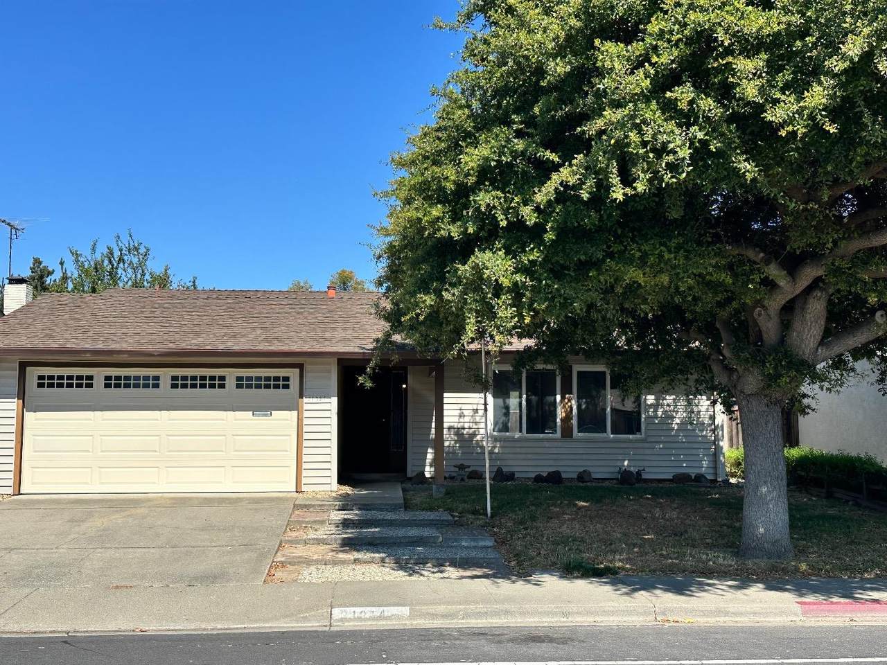 31314 San Andreas Dr - Photo 1