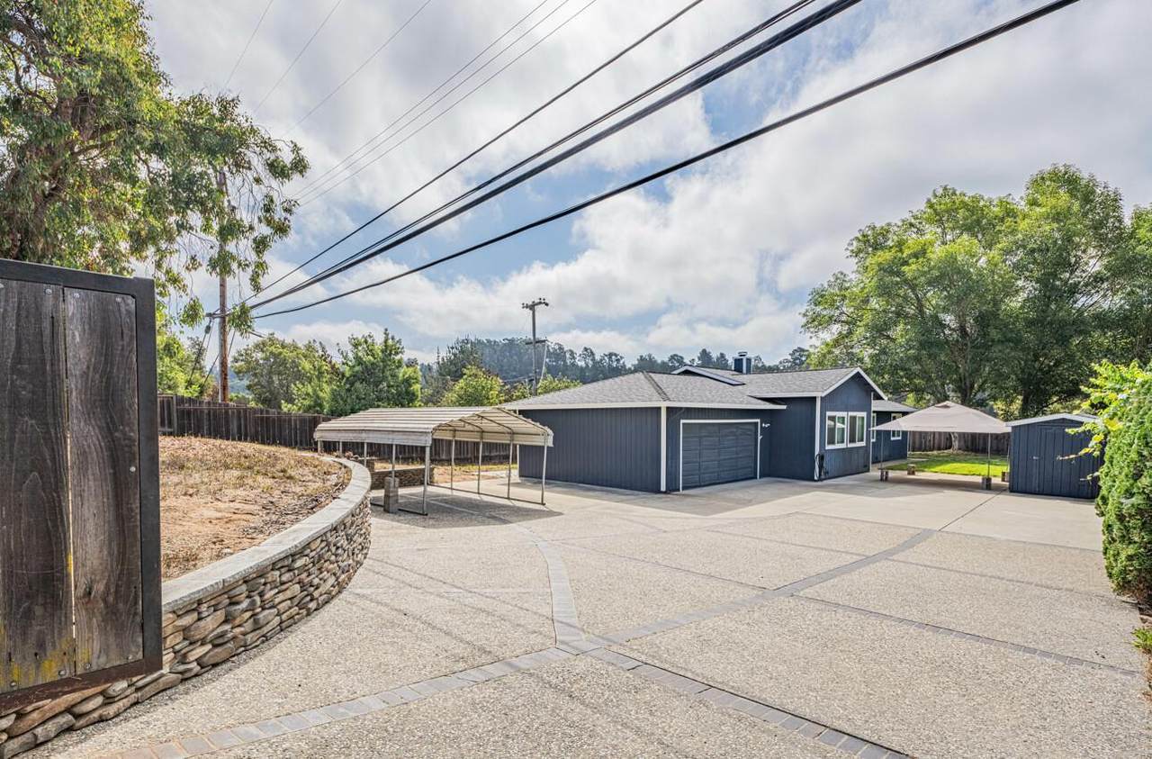 18020 Moro Rd - Photo 1