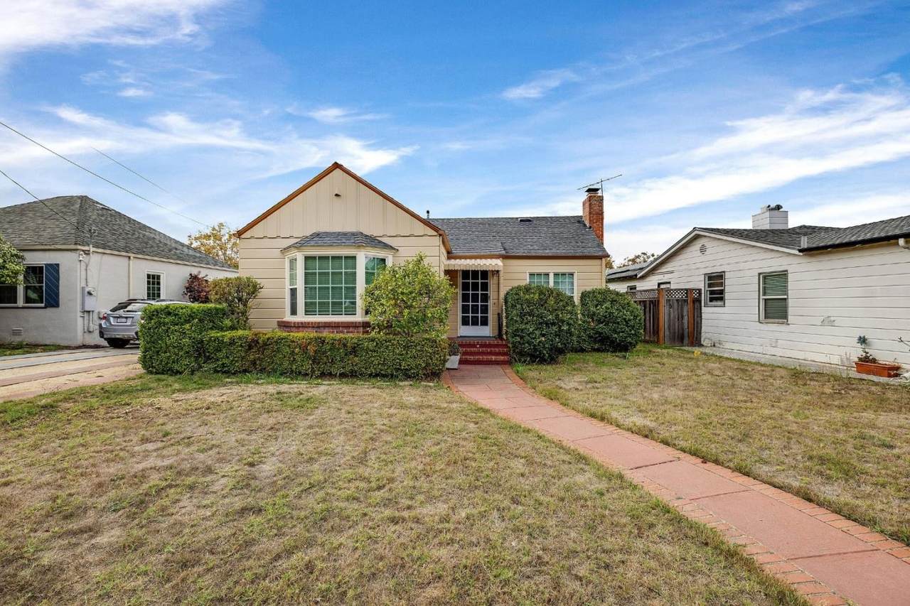 162 Covington St - Photo 1