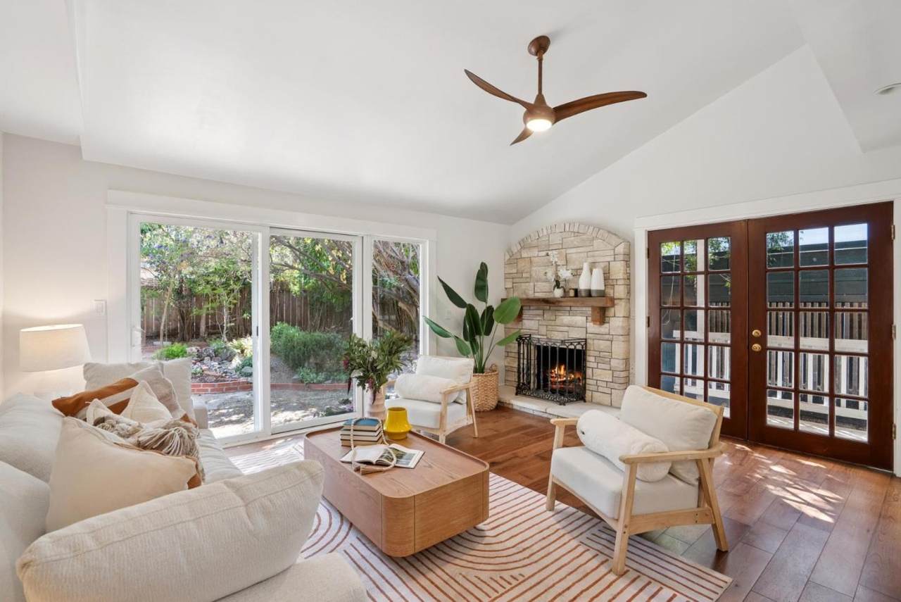 4626 Moorpark Ave - Photo 1