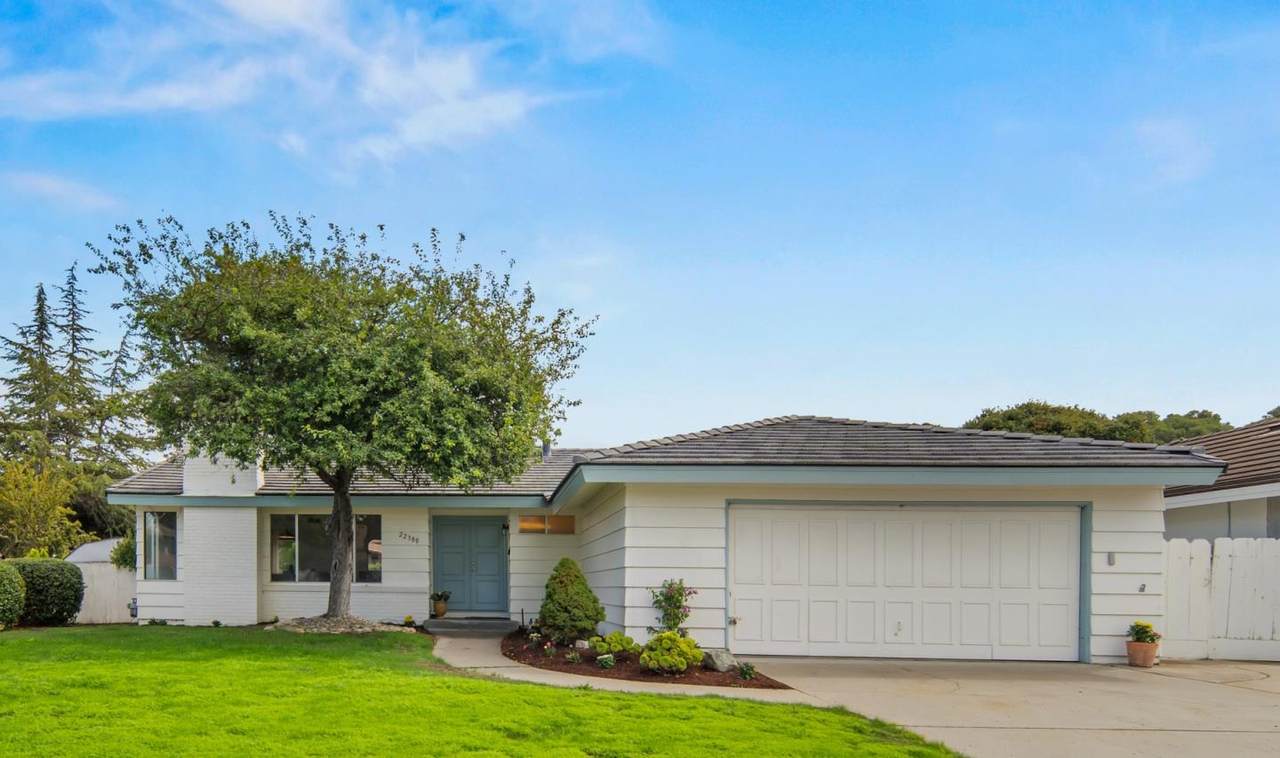 22300 Capote Dr - Photo 1