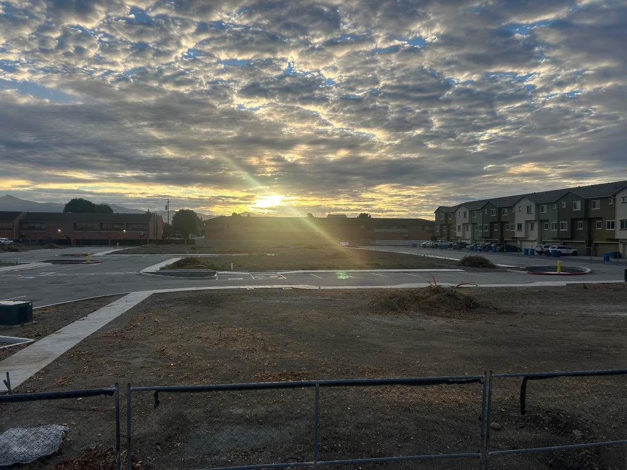 1565 Cushman St - Photo 1