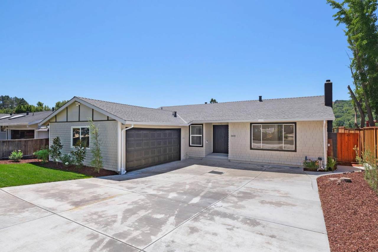 2632 Wright Ave - Photo 1