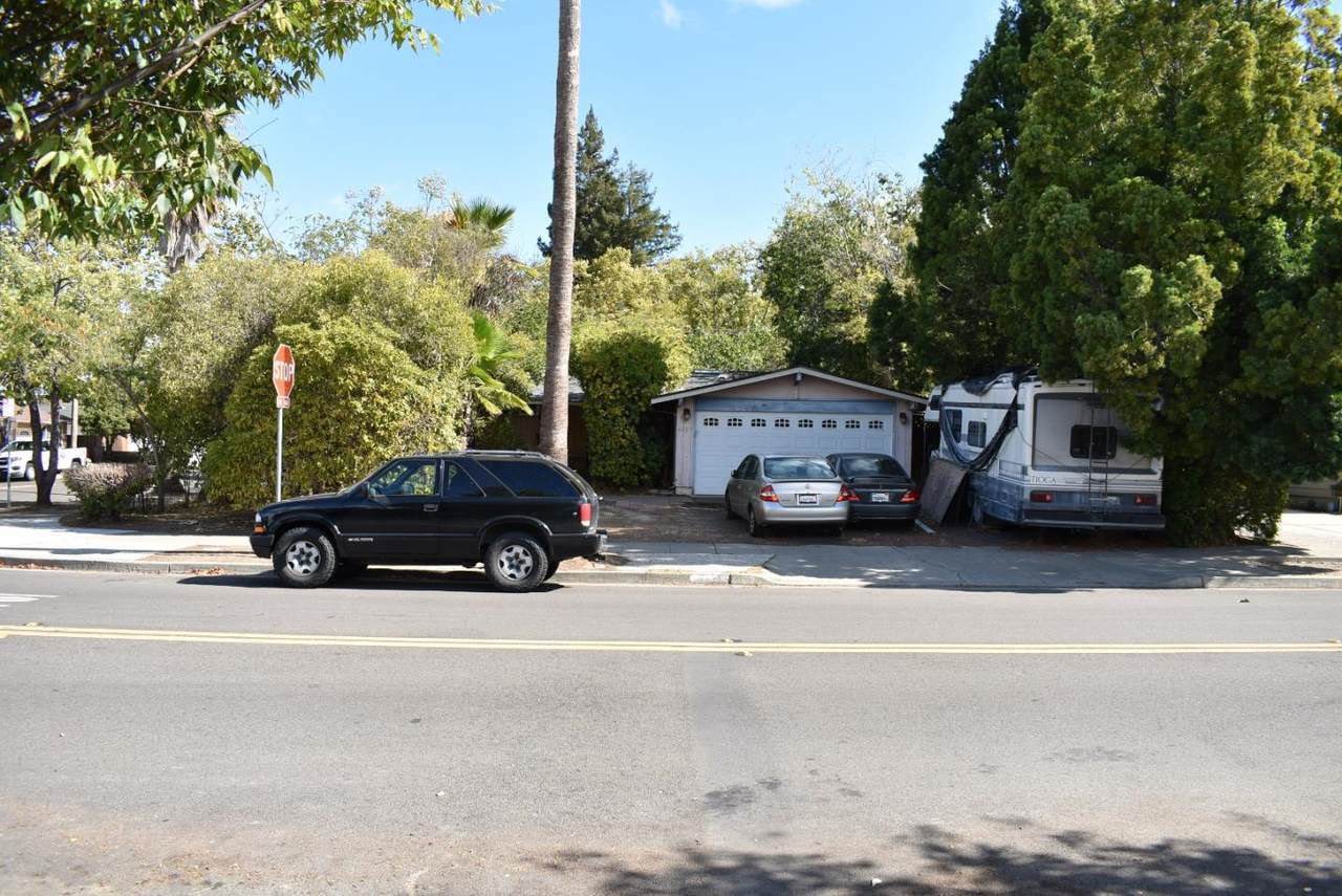 4497 Latimer Ave - Photo 1