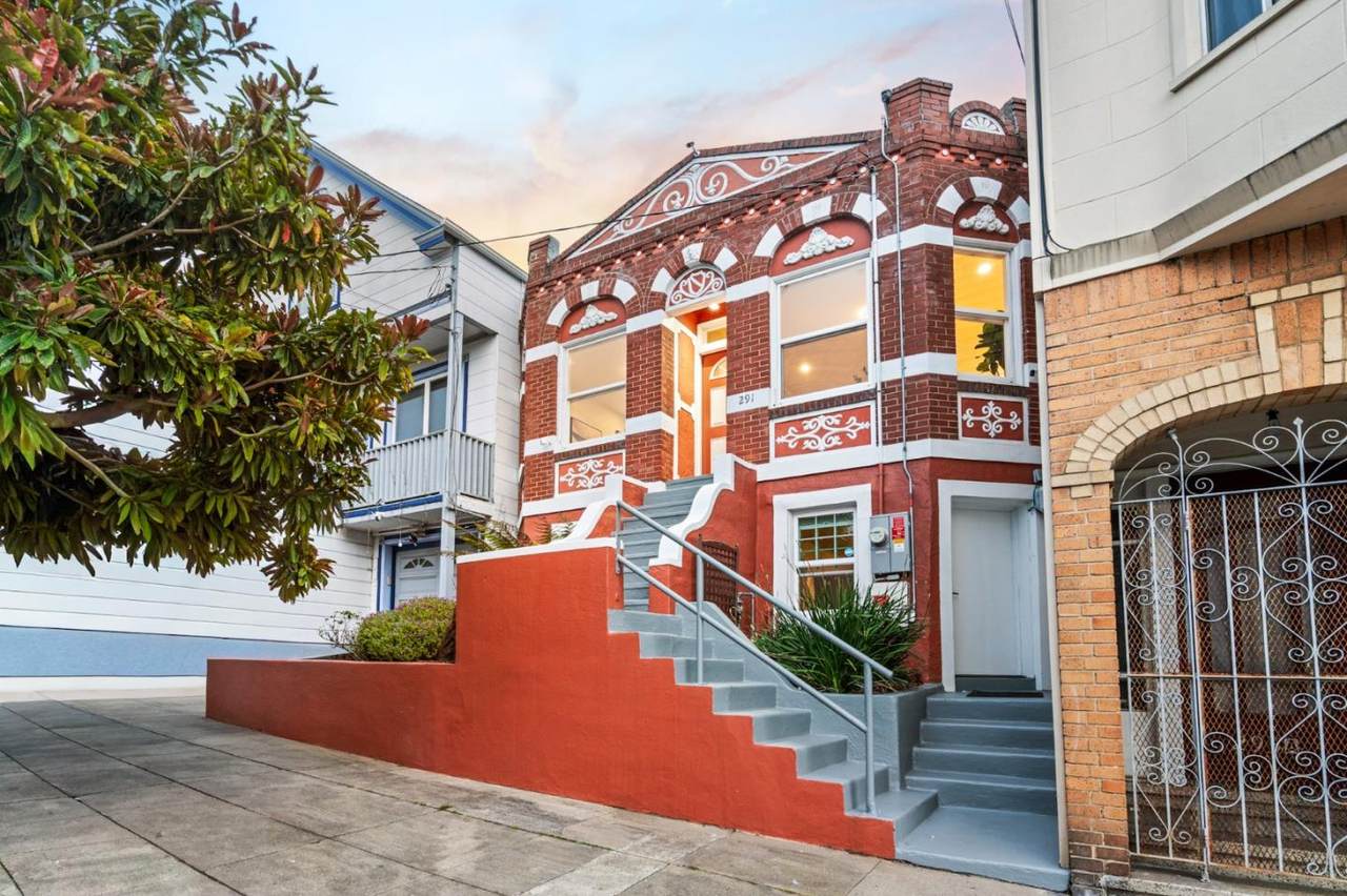 291 Munich St - Photo 1