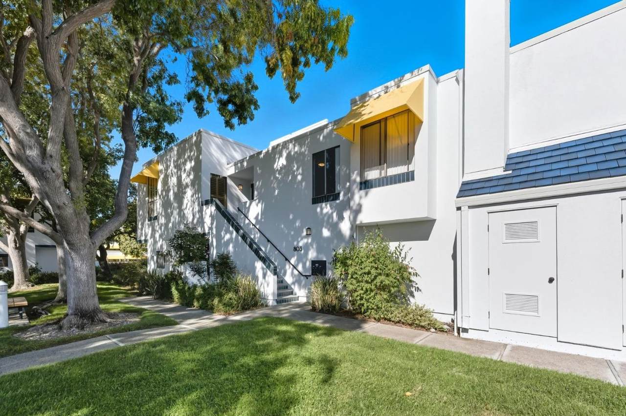 803 Balboa Ln - Photo 1