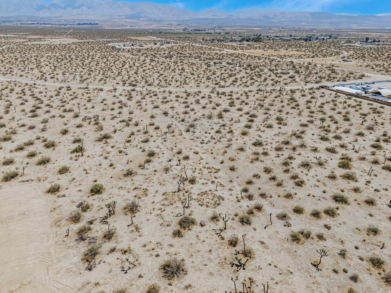 AVE S-4 Vic 122nd Ste - Photo 1