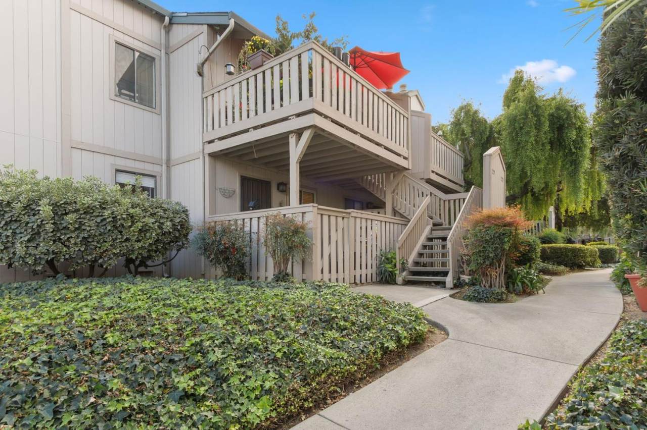 1227 Coyote Creek Ct - Photo 1