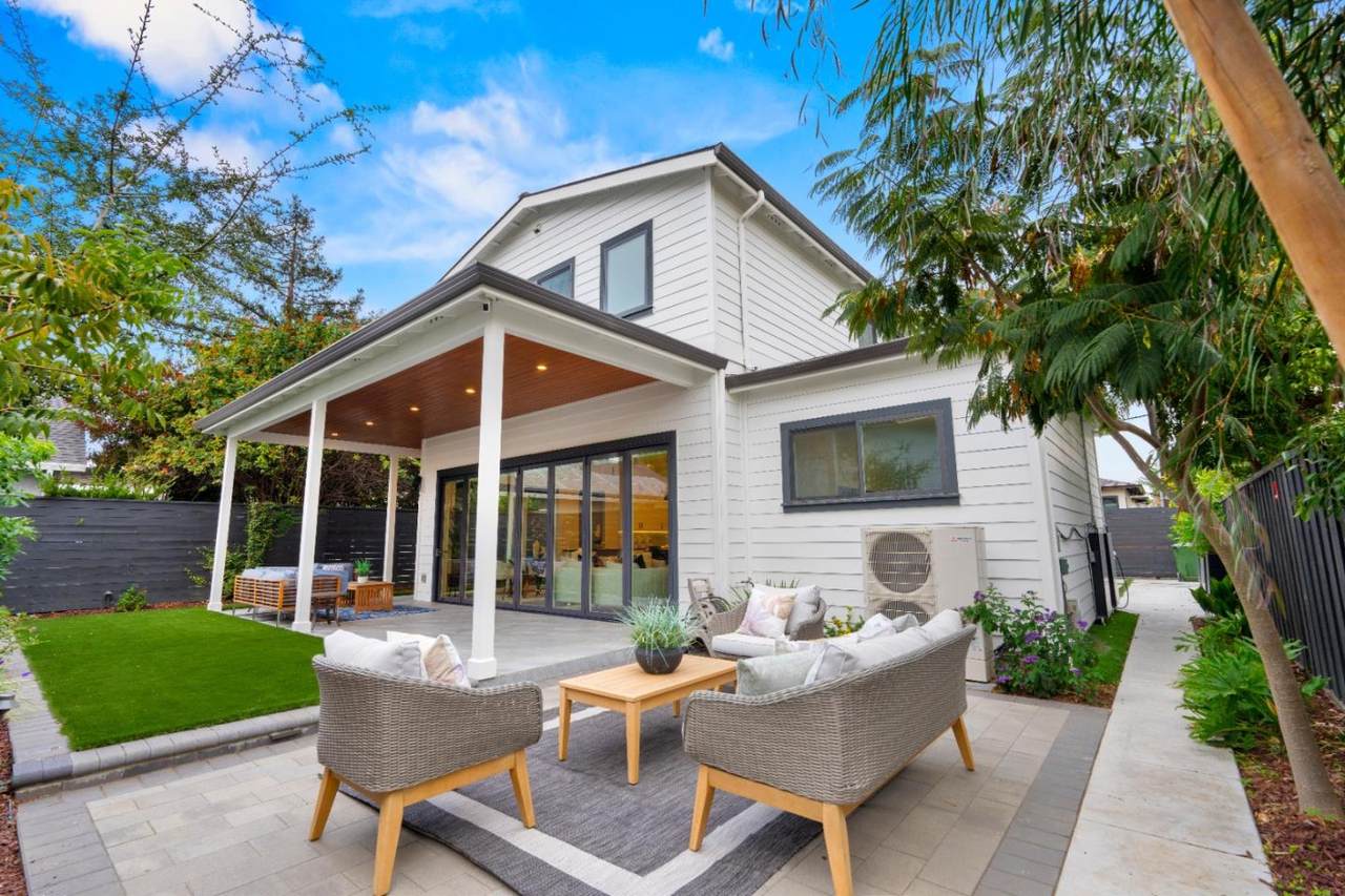 195 Sunnyside Ave - Photo 1