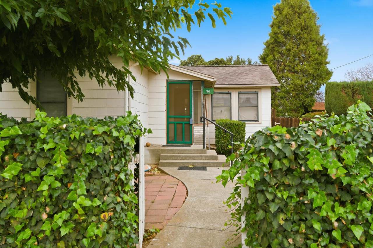 30 Chester Ave - Photo 1